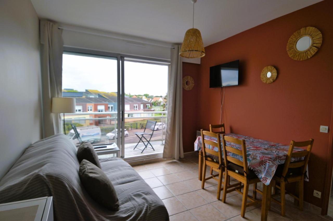 Appartement Au Pied De La Plage - Balcon - Parking Courseulles-sur-Mer Esterno foto