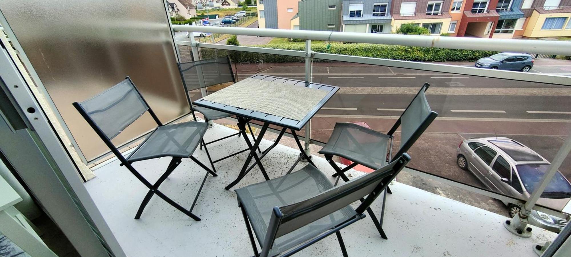 Appartement Au Pied De La Plage - Balcon - Parking Courseulles-sur-Mer Esterno foto