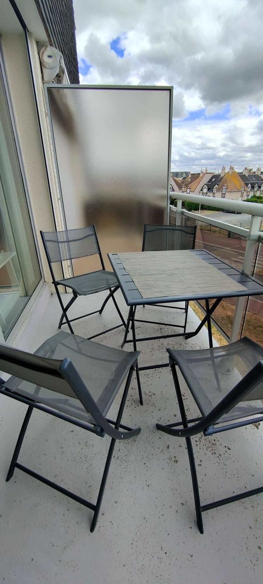 Appartement Au Pied De La Plage - Balcon - Parking Courseulles-sur-Mer Esterno foto